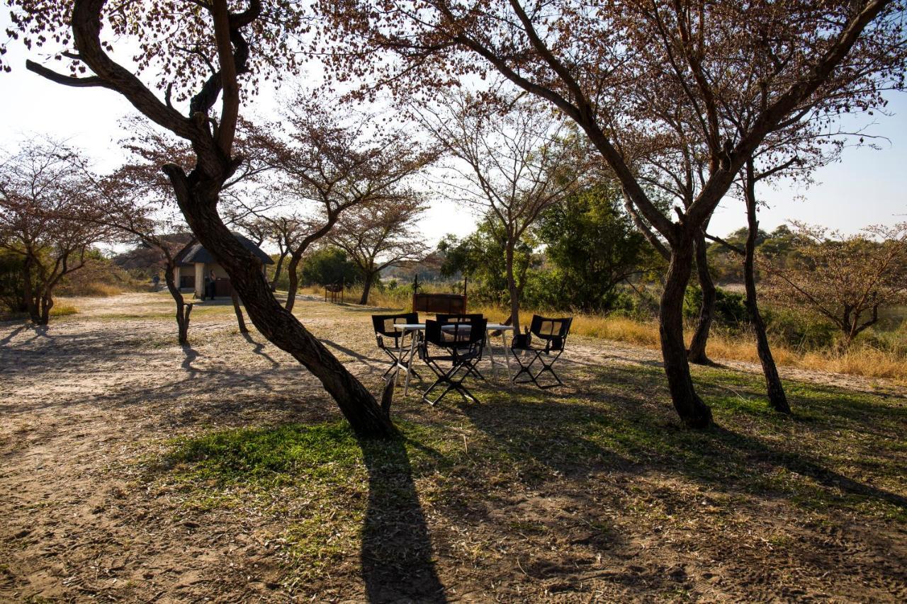 Hakusembe River Campsite ルンドゥ エクステリア 写真
